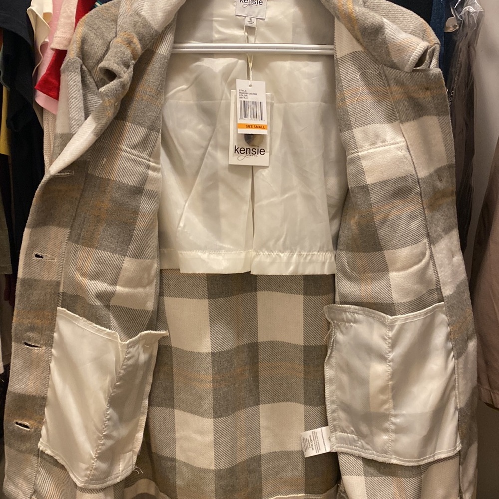 Fall shacket - Picture 3 of 3